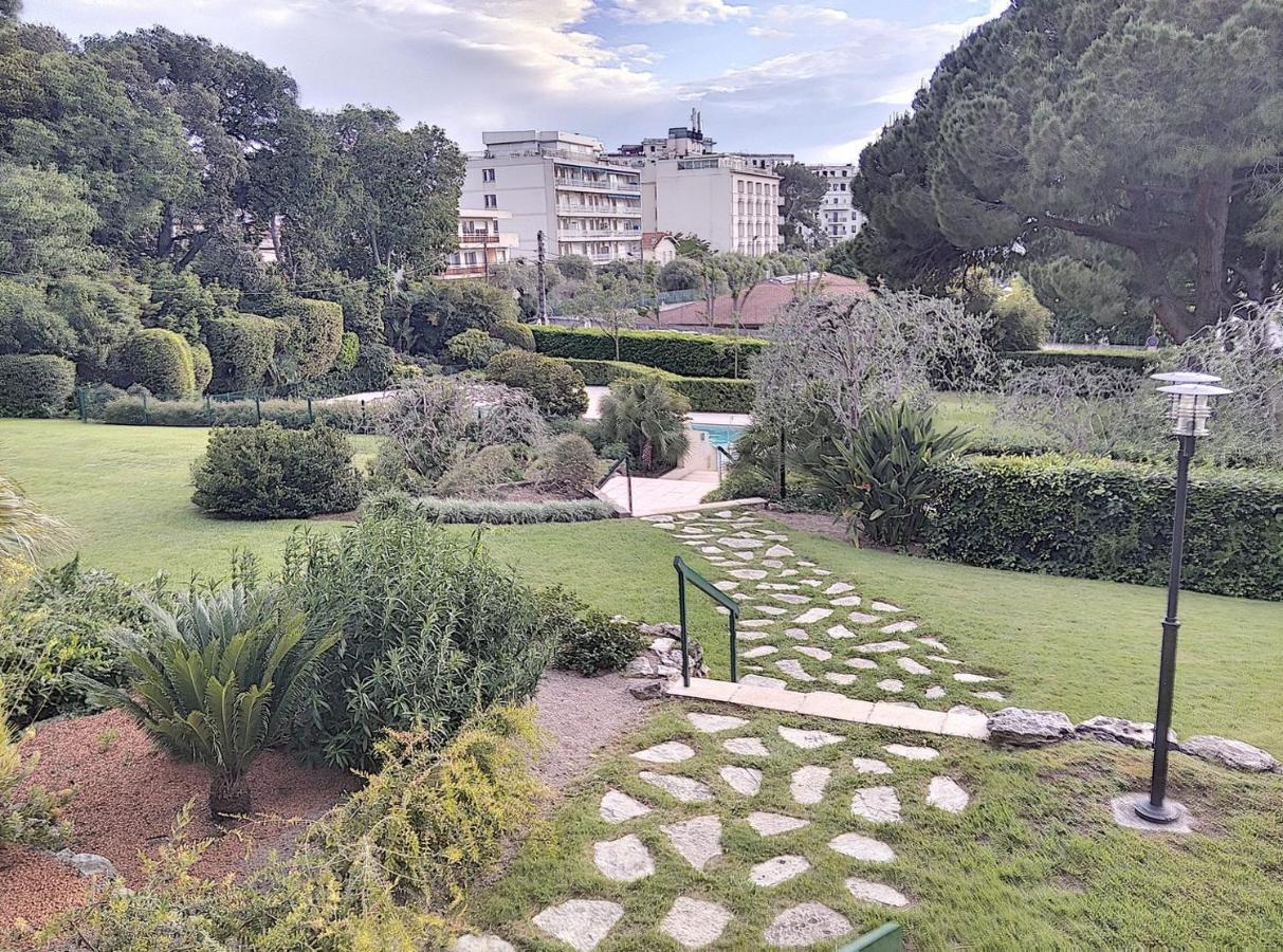Chateau De La Pinede Juan-les-Pins Eksteriør billede